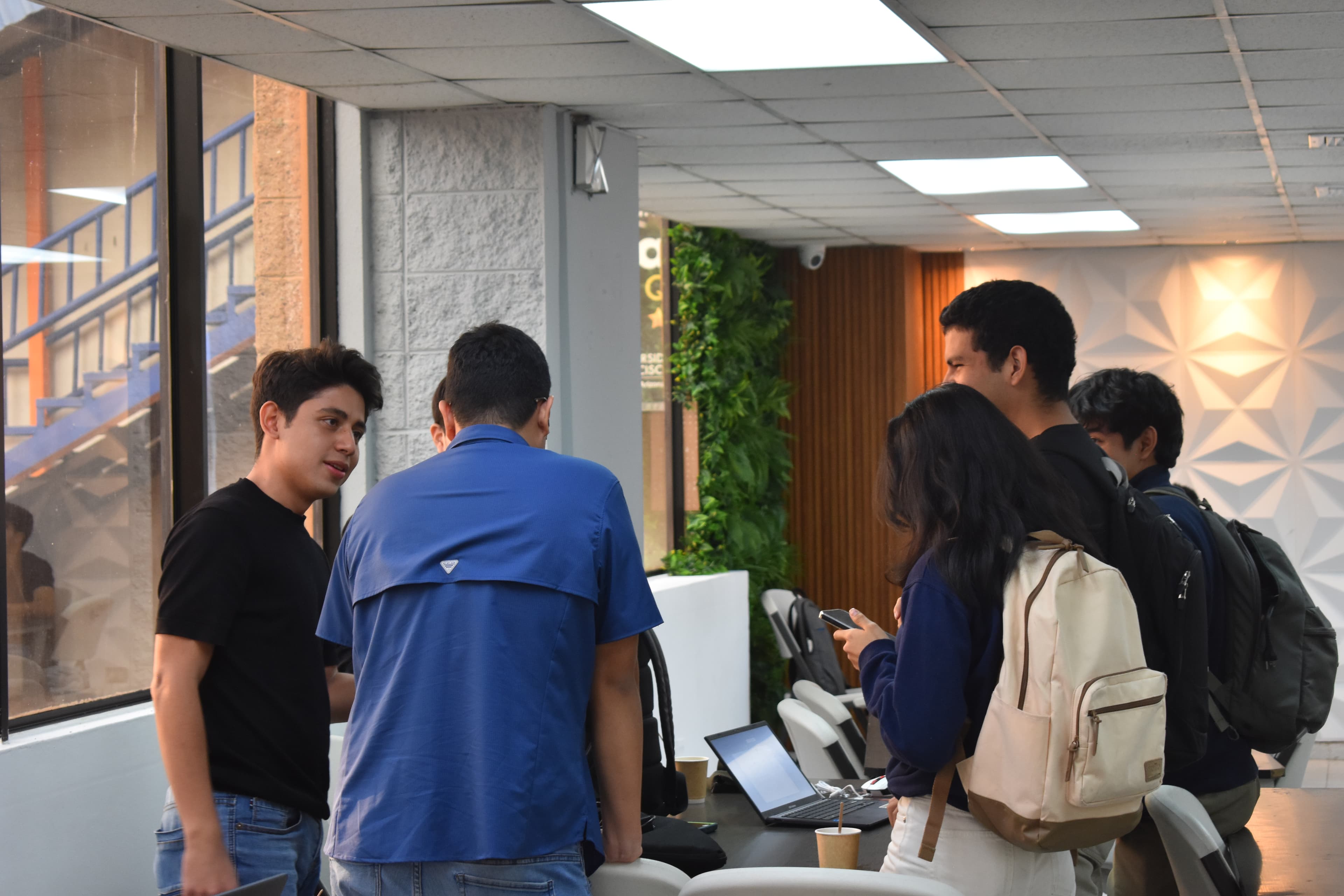 Cursor Lab San Salvador (UFG)